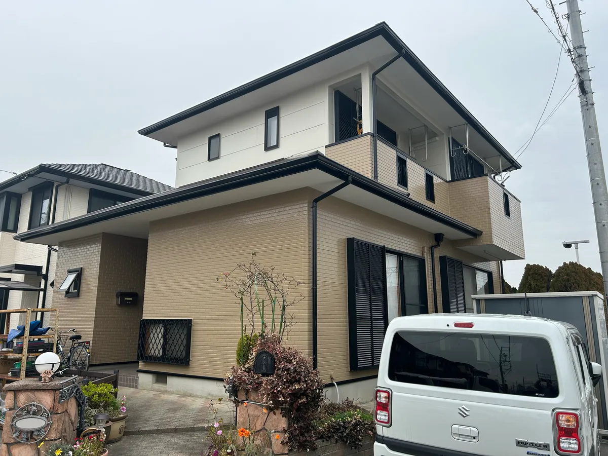 施工後：遮熱塗装で実現した屋根の最適解