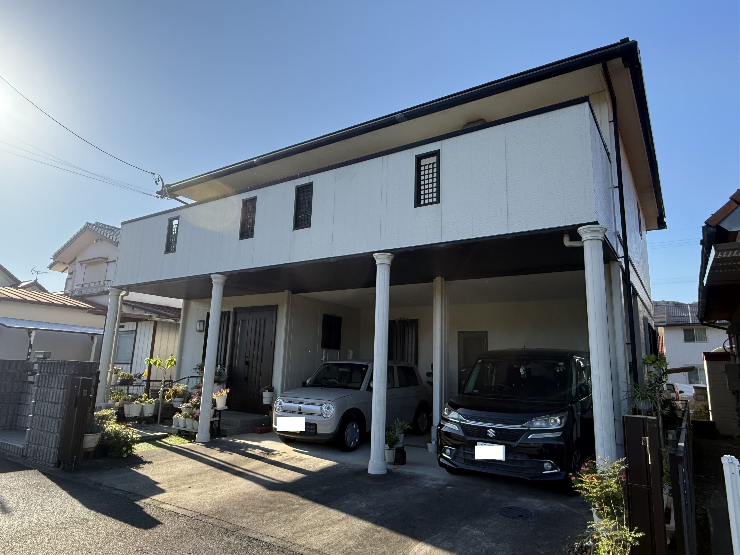 施工前：早期色あせを克服！高耐久無機塗料とウレタン通気緩衝工法。名張市にて。