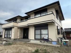 タマホームの外壁塗装の時期と費用は？依頼時のメリットとデメリットも解説