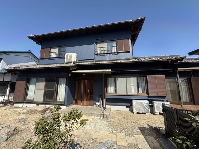 30年外壁塗装してない住宅のリスクとは？塗装費用を抑える方法も紹介