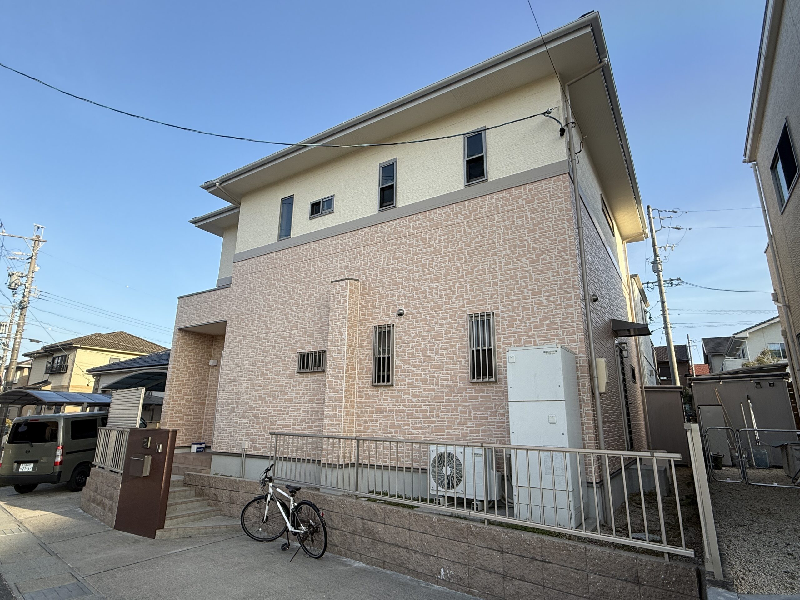 施工後：外壁塗装でタイル調を再現！納得のカラーシミュレーション　三重県四日市市