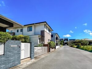60坪の外壁塗装にかかる費用相場は？内訳と業者の選び方を解説